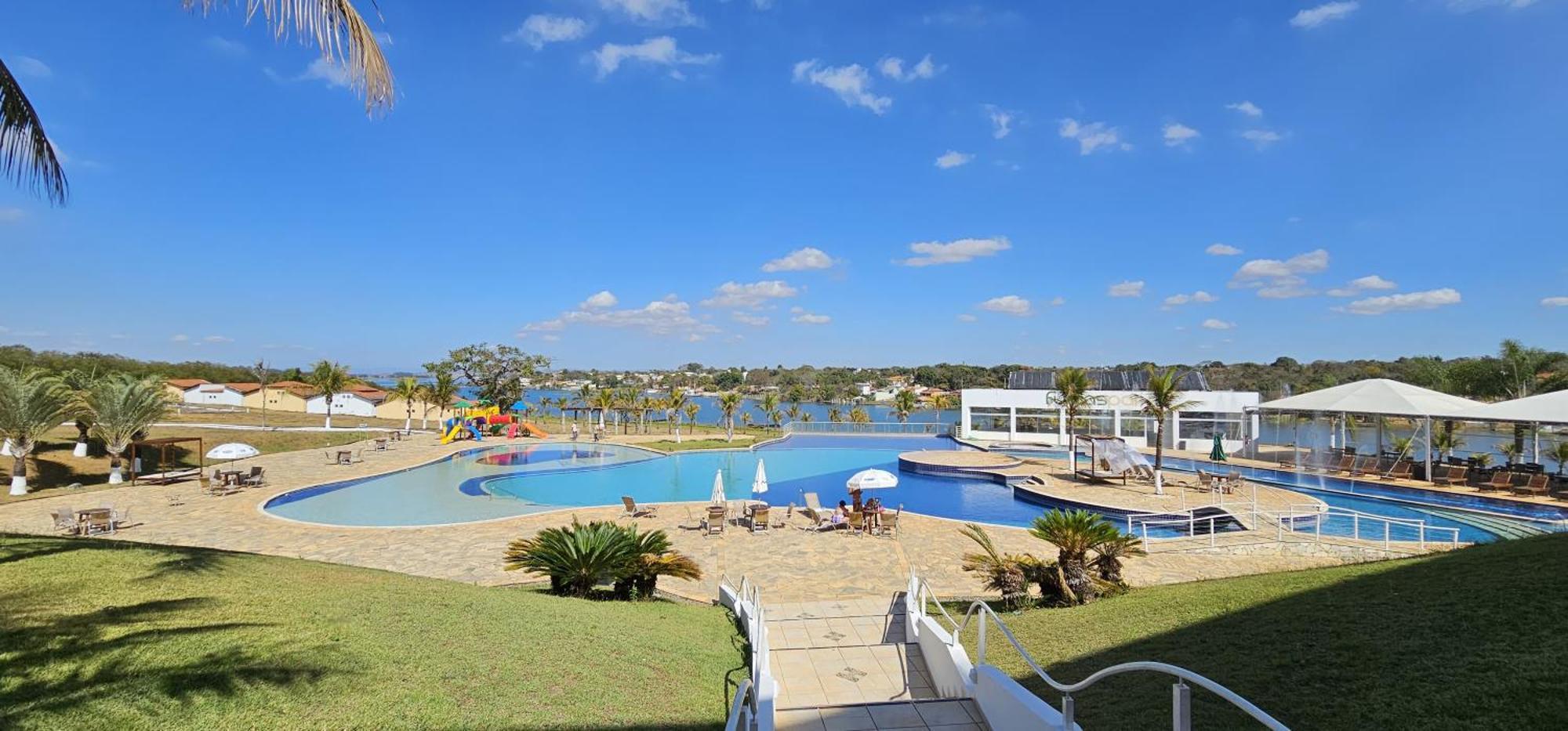 Ramada By Wyndham Furnaspark Formiga Zewnętrze zdjęcie