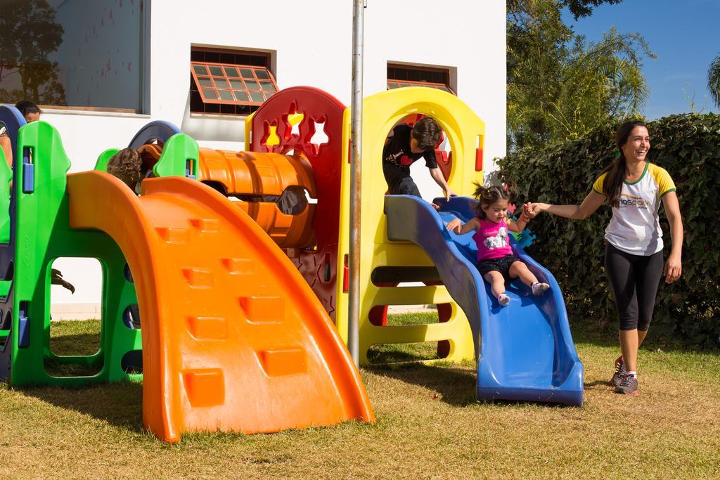 Ramada By Wyndham Furnaspark Formiga Zewnętrze zdjęcie