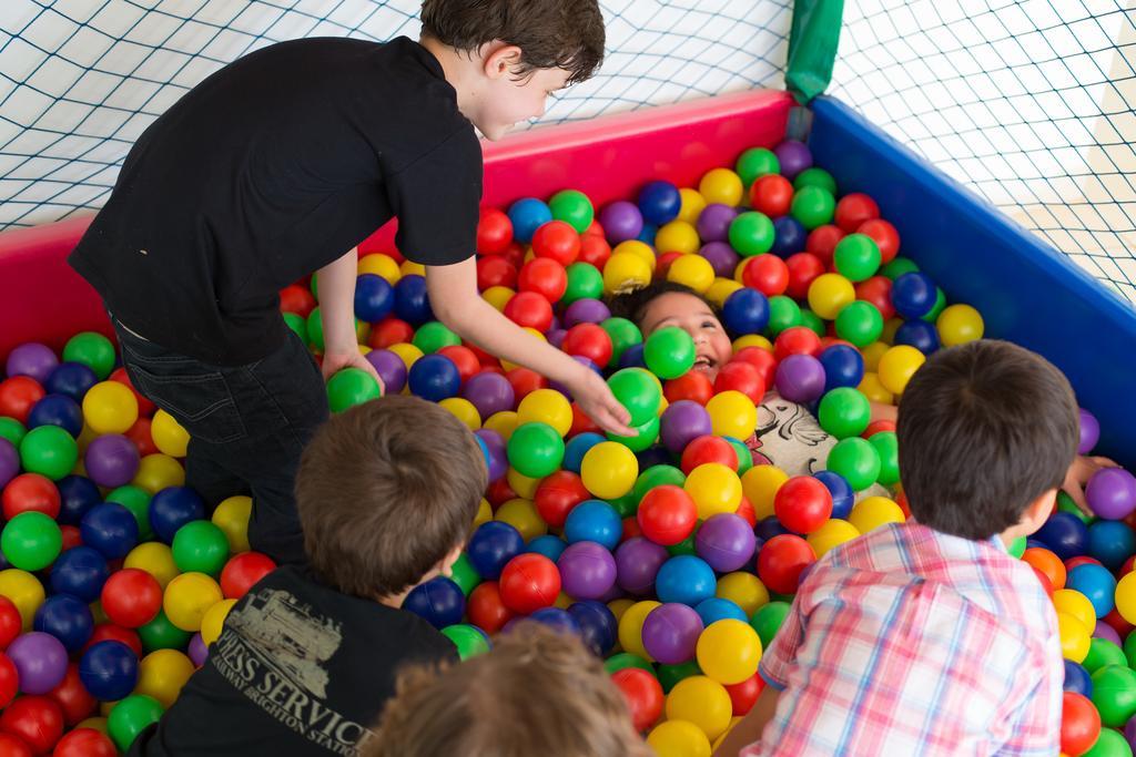 Ramada By Wyndham Furnaspark Formiga Zewnętrze zdjęcie